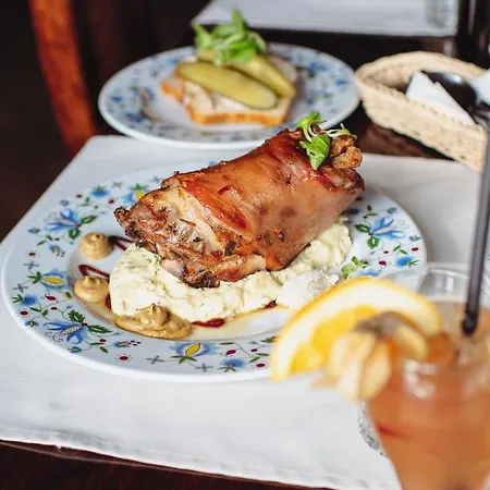 Browar Gosciniec 住宿加早餐酒店 霍伊尼采