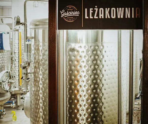 Browar Gosciniec B&B 호이니체