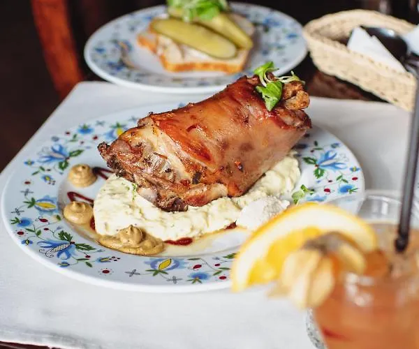 Browar Gosciniec B&B 호이니체